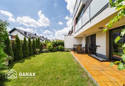 Komfortowe mieszkanie z dużym ogrodem i jacuzzi