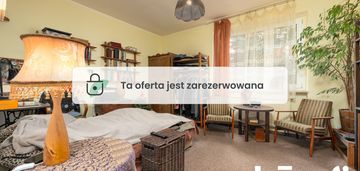 Studio z własnym ogródkiem i miejscem postojowym
