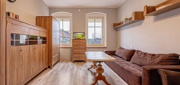 3m_piękna kamienica_balkon_blisko dworca