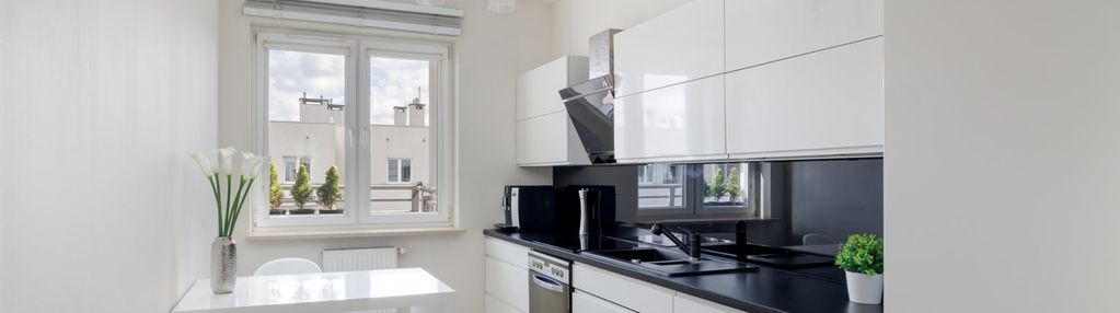 Kameralne 2 pokoje z kuchnią i balkonem -fort bema