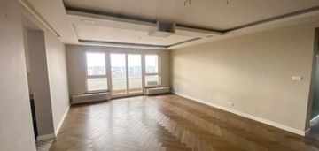 6-pokojowe mieszkanie na ochocie