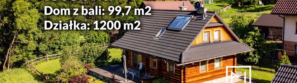 Dom z bali w pięknym miejscu