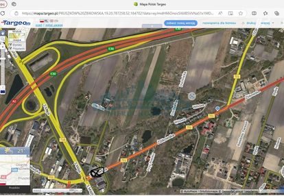 Cicha lokalizacja i dosyć blisko trasy a2