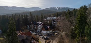 Apartament z dużym tarasem w sercu karpacza