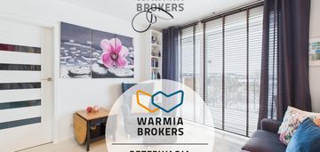 Eleganckie mieszkanie z 2 balkonami i 2 komórkami!