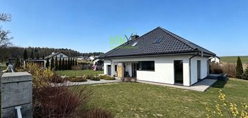 Bardzo zadbany dom, gotowy do wprowadzenia!