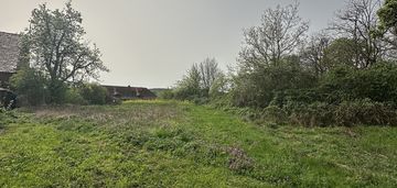 Działka budowlana przy lesie