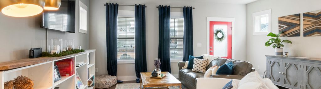 Słoneczne od południa,bardzo ustawne, blisko tramw