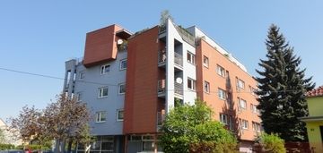 Funkcjonalne i słoneczne w dogodnej lokalizacji