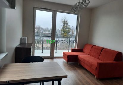 Nowe trzy pokoje blisko wisły, garaż