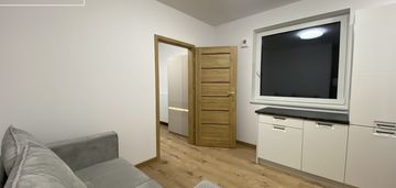 1-szy najemca, sadyba, garaż, blisko komunikacji