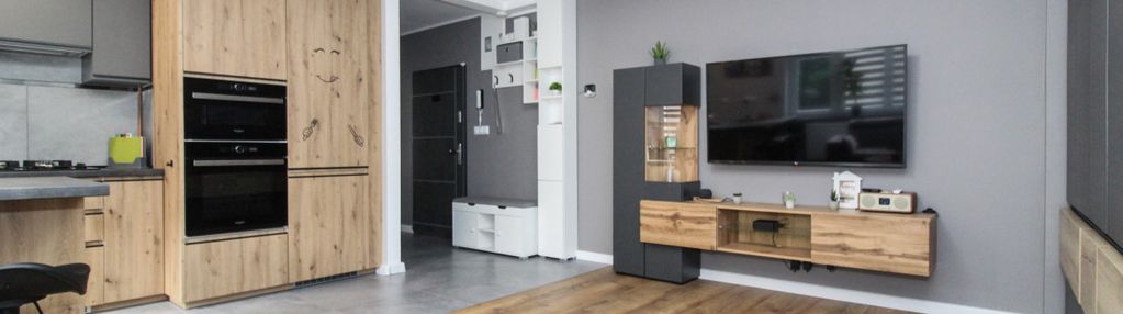 Klimatyczne 2 pokojowe mieszkanie z loggią