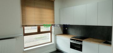 Przestronne 2 pokoje po remoncie, garaż