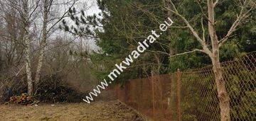 Działka przy zalewie komorowskim