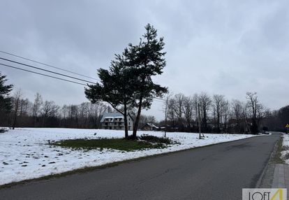 Duża działka z wz - otulona lasem