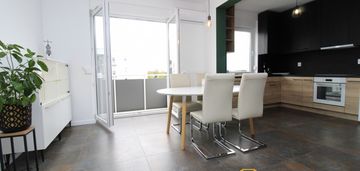 Apartament balkon garaż klimatyzacja krzyki