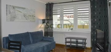 Wynajem: 2-pokojowe 40 m², al. solidarności