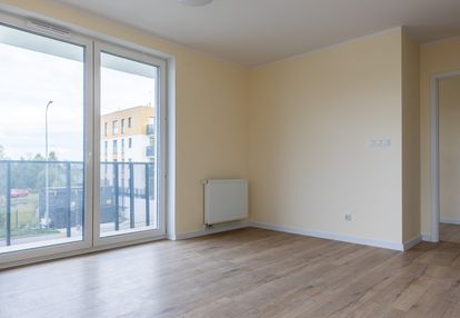 4 pokoje | duży balkon | hala garażowa