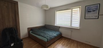 2pok. z oddzielną kuchnią.os.klasyków. duży balkon
