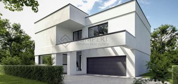 Wolnostojący - klarysew nieopodal konstancina