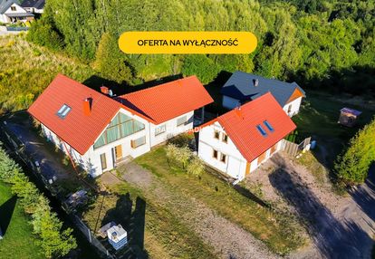 Nowoczesny dom z odzielnym garażem- zawada