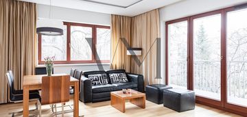 Eleganckie mieszkanie 60m2, duży balkon, sadyba