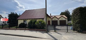 Piękny dom na kameralnym osiedlu | 1004 m² działki