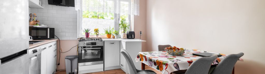 2 pokoje z garażem i tarasem w domu jednorodzinnym