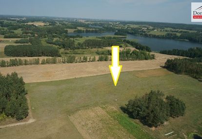 Działka nad jeziorem
