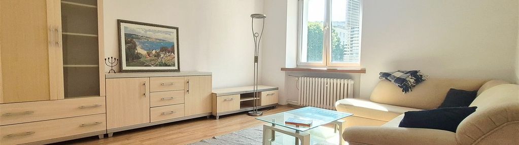 2 pokoje|1p|duża kuchnia|centrum|nowowiejskiego 2