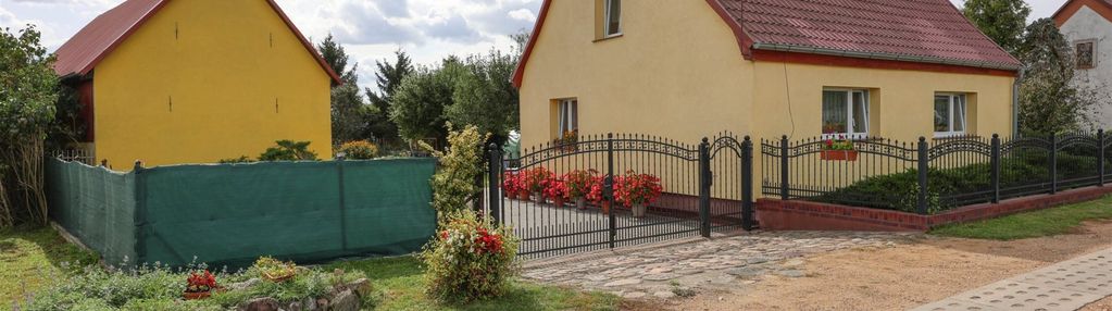 Wolnostojący dom na działce 3000m2