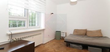 3 pok| 48,6 m² | kamienica | wysokie 2,8