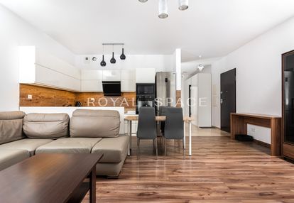 Komfortowy apartament na wiślanych tarasach!
