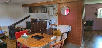 Dwa niezależne mieszkania i garaż