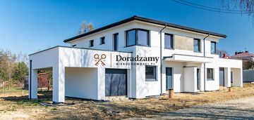 Bliźniak z garażem