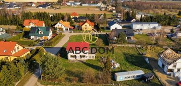 Solidny dom w stanie surowym zamkniętym