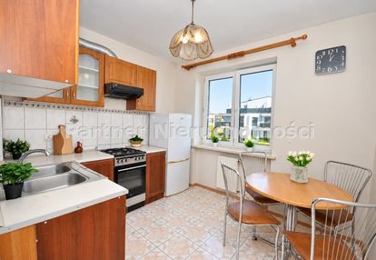 Koniuchy 2 piętro, ponad 50m2, blok, cegła, balkon