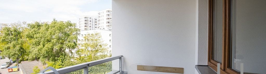 Mieszkanie z balkonem przy metrze. cicho. winda