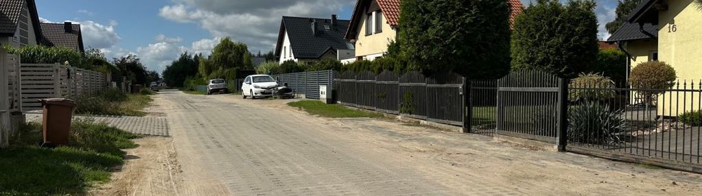 Uzbrojona działka w atrakcyjnej lokalizacji-banino