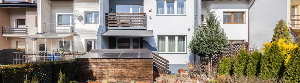 Przestronny szereg w gdańsku kiełpinek