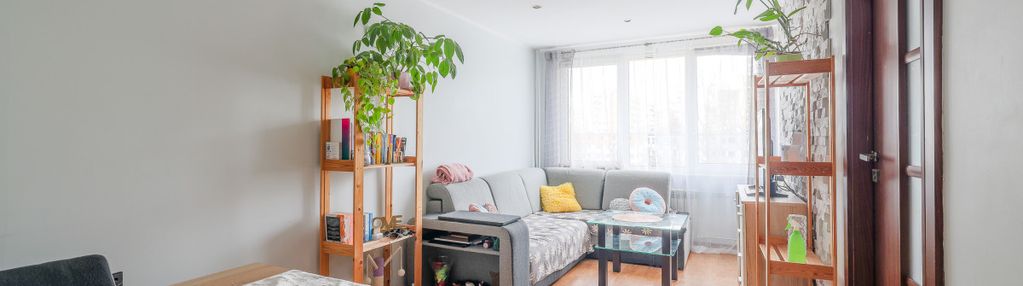 3 pokoje z oddzielną kuchnią !