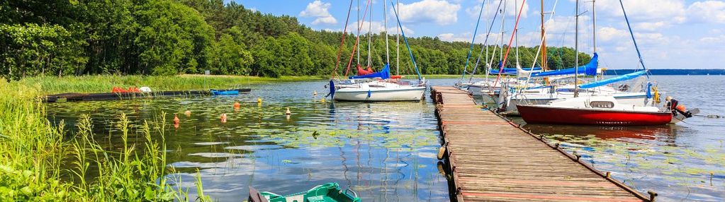 Działki budowlane nad jeziorem luterskim.