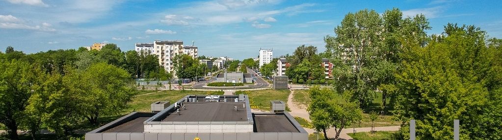 Od zaraz. przy metrze. ciche; winda; balkon.