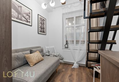 ** nowoczesna kawalerka  z antresolą ! **