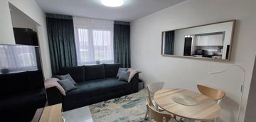 Atrakcyjne 3-pokojowe mieszkanie z klimatyzacją