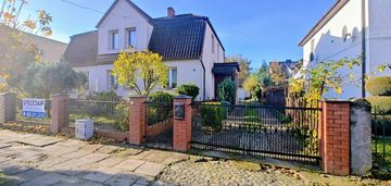 Mieszkanie na parterze 100 m z garażem i działką w