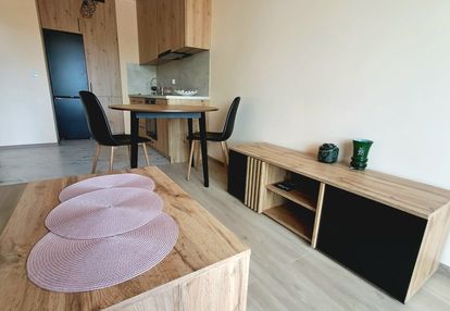 Na wynajem 2 pokoje wrocław-krzyki ul  hubska
