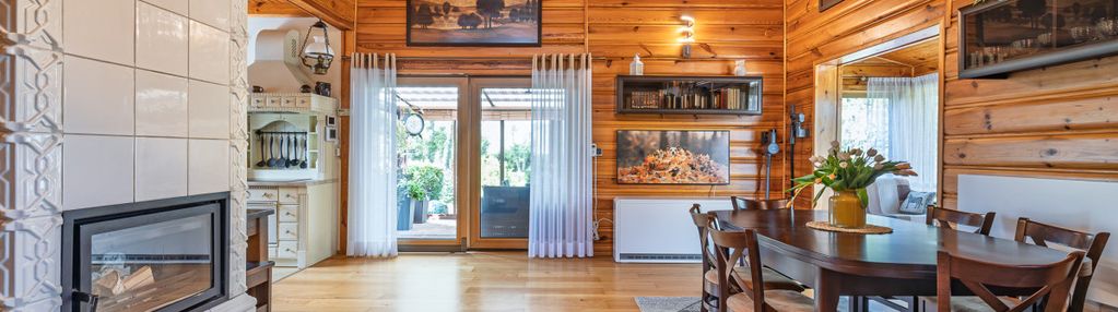 Dom jak z bajki nad rzeką wartą