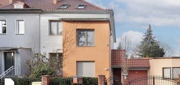 Dom po remoncie + apartament, pracownia lub biuro