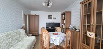 Mieszkanie z widokiem na panoramę miasta.